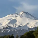 Bed & Breakfast Blanc Maison Etna Relais & Charme