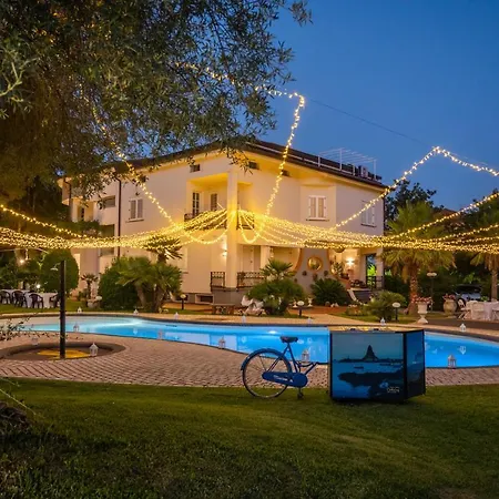 Blanc Maison Etna Relais & Charme Bed & Breakfast 3*