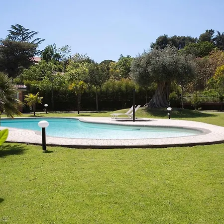 Blanc Maison Etna Relais & Charme Bed & Breakfast 3*