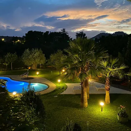 Bed & Breakfast Blanc Maison Etna Relais & Charme Nicolosi