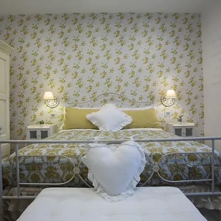 Blanc Maison Etna Relais & Charme فندق مبيت وإفطار نيكولوسي