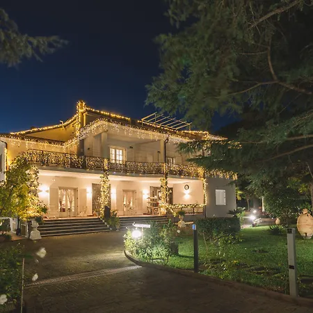 فندق مبيت وإفطار Blanc Maison Etna Relais & Charme 4*