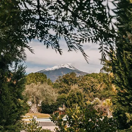 Blanc Maison Etna Relais & Charme