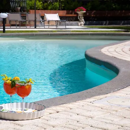 Bed & Breakfast Blanc Maison Etna Relais & Charme