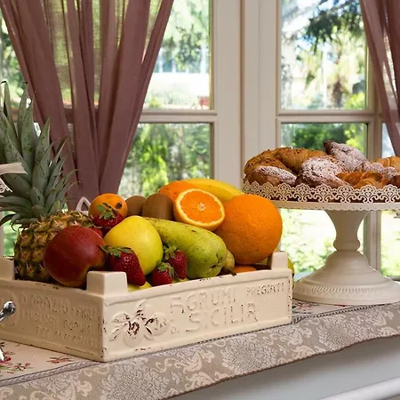 Blanc Maison Etna Relais & Charme